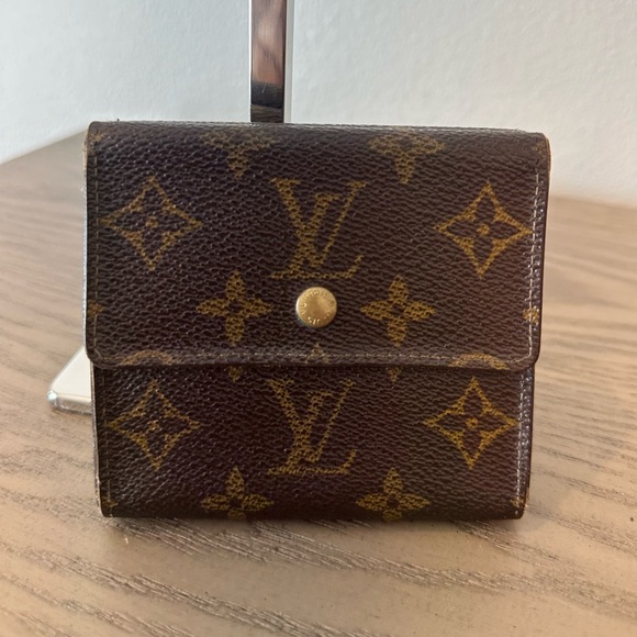 Louis Vuitton Handbags - Vintage Louis Vuitton Monogram Elise Compact Wallet